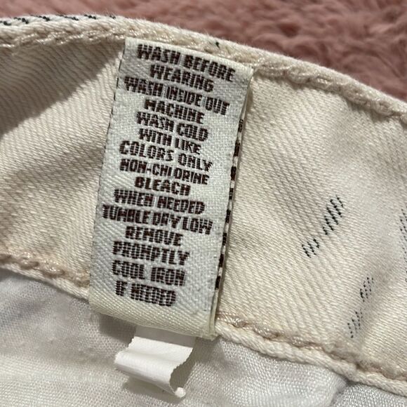 1st Kiss Womens Short Size 7 Button Pockets Unhem - Picture 10 of 10